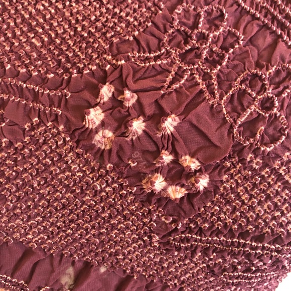 Burgundy embroidered stretch top - Picture 3 of 6